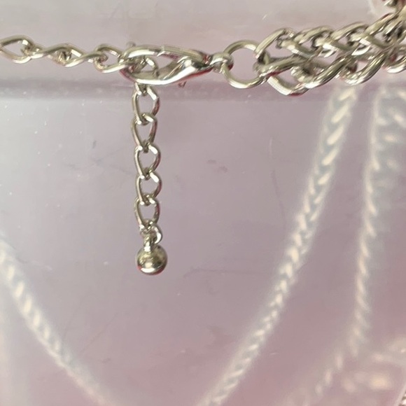 15 1/2 inch long FAUX CRYSTAL NECKLACE WITH 2 inch extension - Picture 3 of 3